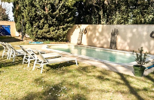 Saint-Saturnin-les-Avignon House | Gorgeous home in Saint Saturnin lès Avi