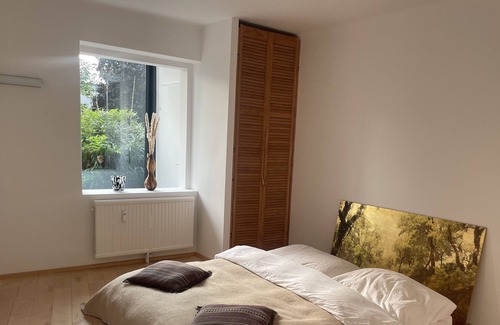Hietzing Apartment | Gorgeous garden loft with a view
