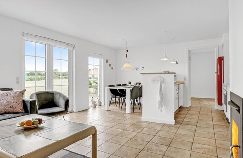 Middelfart House | Gorgeous home in Brenderup Fyn