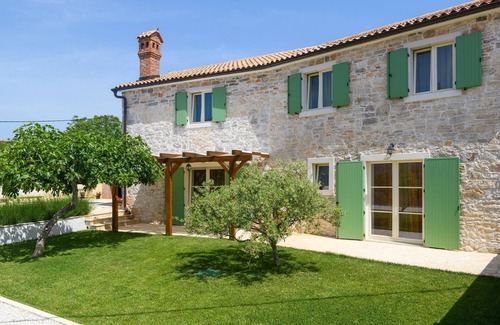 Mali Vareski House | Gorgeous home in Krnica