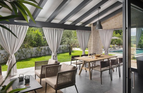 Ripenda Verbanci House | Gorgeous home in Labin with WiFi