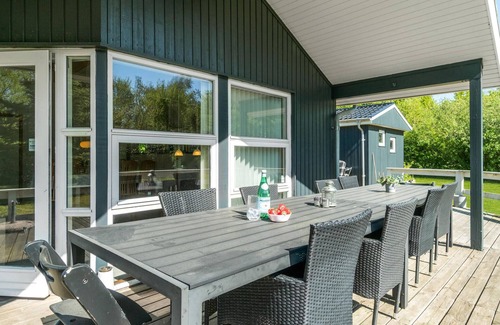 Ørsted House | Gorgeous home in ørsted with kitchen