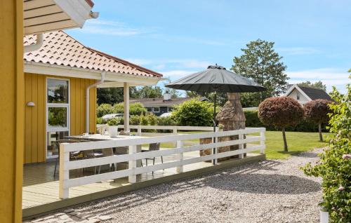 Hasmark Strand House | Gorgeous Home In Otterup With Sauna