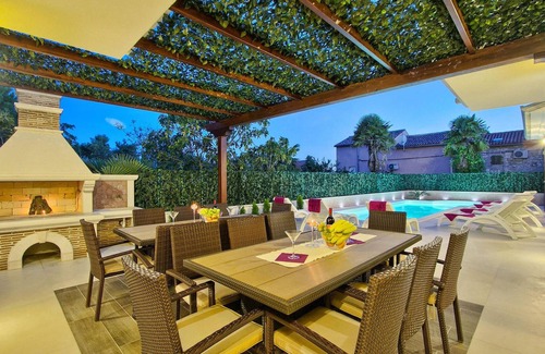 Banjole House | Gorgeous home in Pula