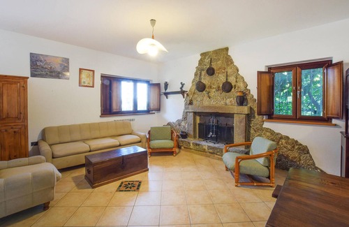 Motta Santa Lucia House | Gorgeous home in Motta Santa Lucia