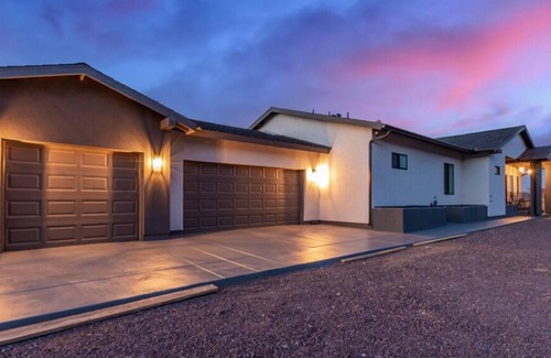 Anthem House | Gorgeous mountaintop home in North Phoenix! Beautiful views, peaceful community