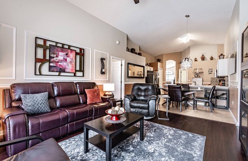 Westridge House | Gorgeous, one Level, 4BR-2BA Home-Private Pool, within 20 miles from Disney!