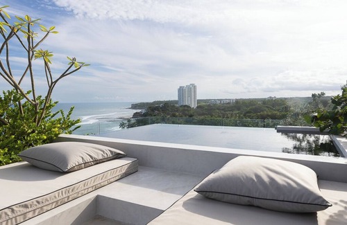 Rio Mar Apartment | Gorgeous Penthouse 4 Bdr + 4.5 bthr/Beach access 🏖️🌊 Gated community - Superb Location