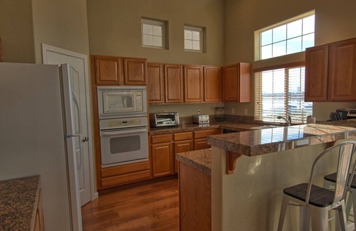 Sparks House | GORGEOUS! SPARKS MARINA WATERFRONT