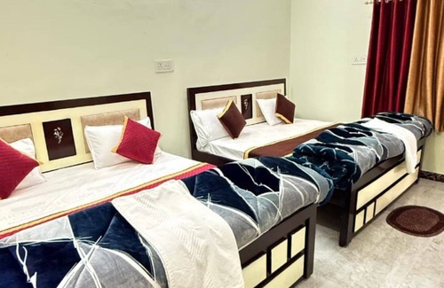 Haraiya Hotel | Goroomgo Shivaay Ayodhya