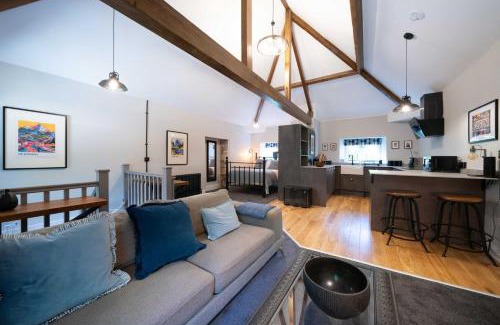 Llanvair Kilgeddin House | Goytre Hall Self Catering Guest Accommodation