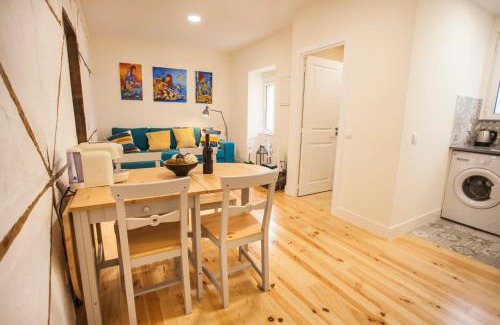 Santa Engracia Apartment | Graça Traditional 2 bedroom apartment