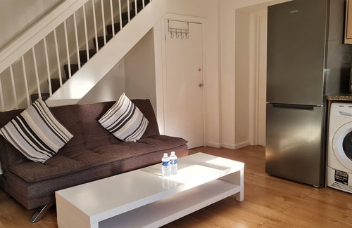 Ashford Apartment | Grace Apartments - Living Stone 1