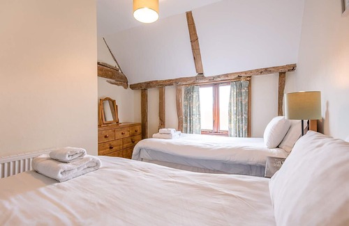 Saxmundham Cottage | Granary Cottage, Valley Farm Barns Snape,