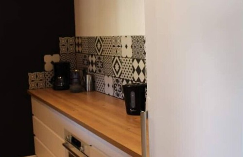 Orchamps-Vennes House | Grand Appartement Avec Loggia