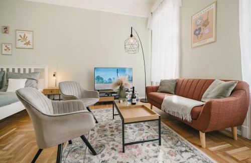 Erzsebetvaros Apartment | Grand Budapest Residence