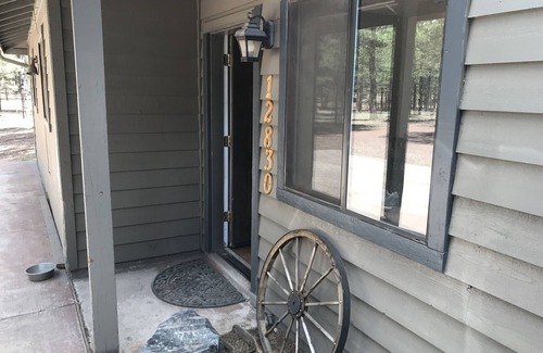 Parks House | Grand Canyon 1bd Loft@Historic Wrigley Ranch-Horseback Riding-Shooting-Dogs OK!