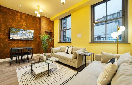 City Centre Glasgow Apartment | Grand Central Station 2 Bed Apartment A1