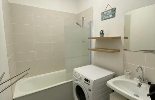 Bagnoles-de-l'Orne Apartment | Grand deux pièces au pied du parc du château