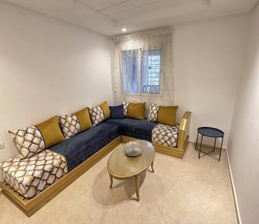 Quartier Des Mimosas Apartment | Grand et confortable appartement au centre de Kénitra