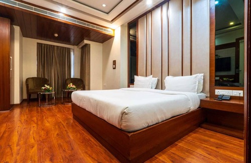 Greater Kailash I Hotel | Grand Ffour