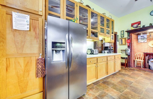 Palatka House | 'Grand Gables' Home: 1 Block to St Johns River!