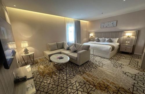 Tabuk Hotel | Grand Line & جراند لاين