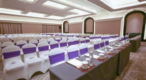 Yixing Hotel | Grand New Century Hotel Yixing