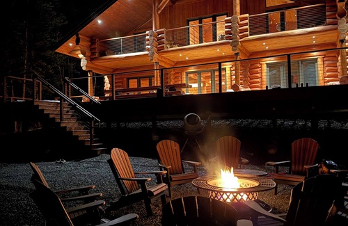 Blakeslee Cabin | Grand opening, Lakefront. Log Cabin, steam room, sauna, karaoke, pool table bar