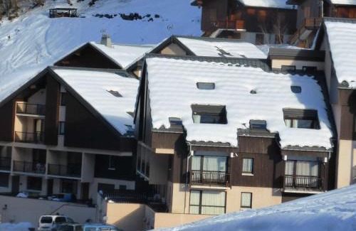 Beaufort Apartment | Grand studio cabine 4 pers. avec garage à 600m des remontées mécaniques - FR-1-342-334