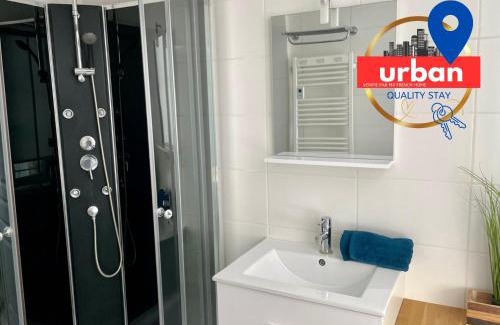 Moissac House | Grande chambre privée au DUPLEX DU CLOITRE MOISSAC