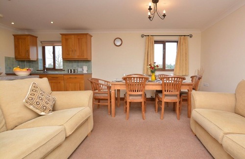 Maltby le Marsh Cottage | Grange Farm Park - CHESTNUT COTTAGE - Sleeps 6 Dog friendly