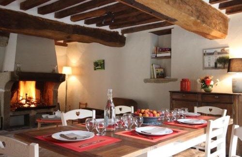 Cerise House | Grange Restaurée 17e Siècle, Jardin Privé, 3 Chambres - FR-1-497-24