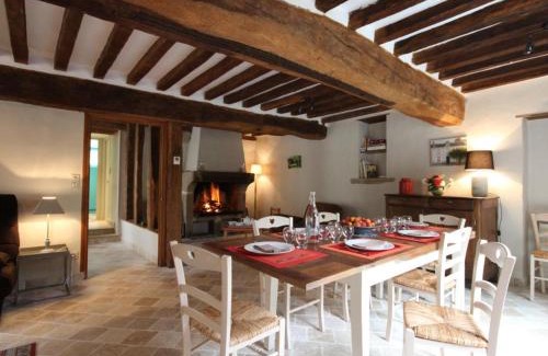 Cerise House | Grange Restaurée 17e Siècle, Jardin Privé, 3 Chambres - FR-1-497-24