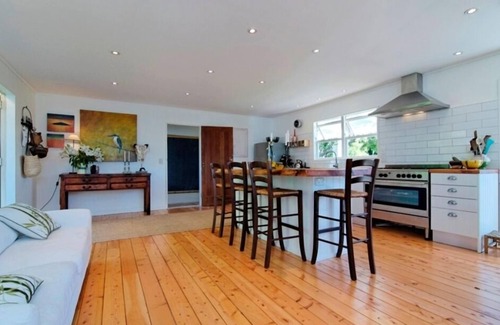 Ostend House | Great family holiday house with plenty of room