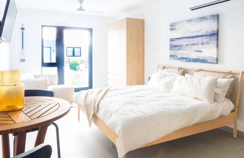 Grace Bay Apartment | Great For Families! Stunning Pool + Location