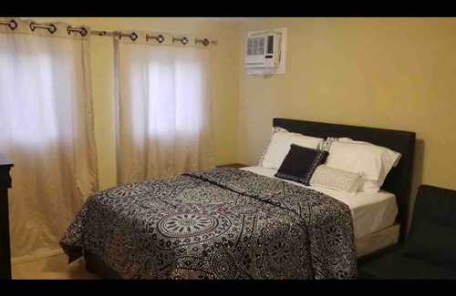 Alden Manor House | Great home near many attractions. (1st Floor).