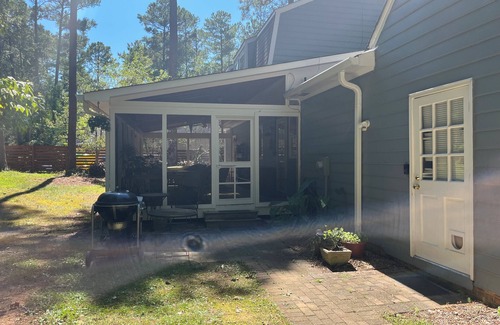 Chapel Hill House | Great House for a Family