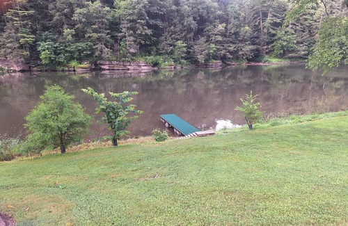 Jersey Mills House | Great location directly on Big Pine Creek with trail access