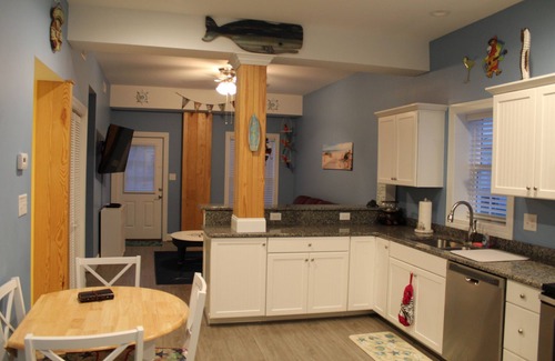 Morehead City House | Great Location for Beach, Sun, and Fun!