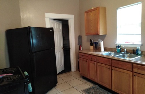 Greater East End House | Great location near downtown, Medical Center, and University of Houston Central