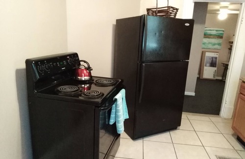 Greater East End House | Great location near downtown, Medical Center, and University of Houston Central