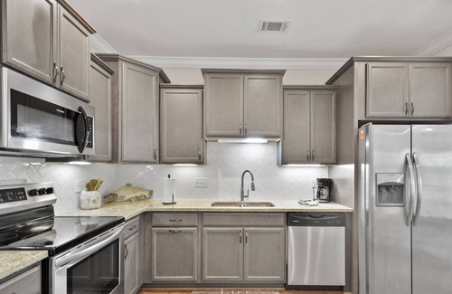 Epworth Acres Condo | Great location. Easy off the island. 2 miles to beaches & pier/village area.