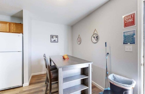 Brighton Apartment | Great Two King Bedroom Spot Close to the Airport with King beds and great layout