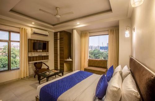 Dwarka Hotel | GREEN LOTUS SAI INTERNATIONAL