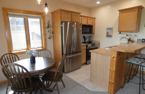 Mancelona Condo | Greenside at Schuss Mountain