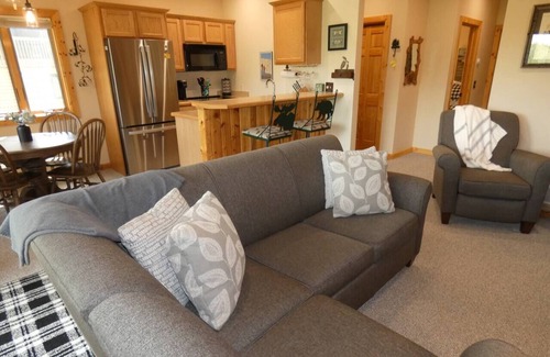 Mancelona Condo | Greenside at Schuss Mountain