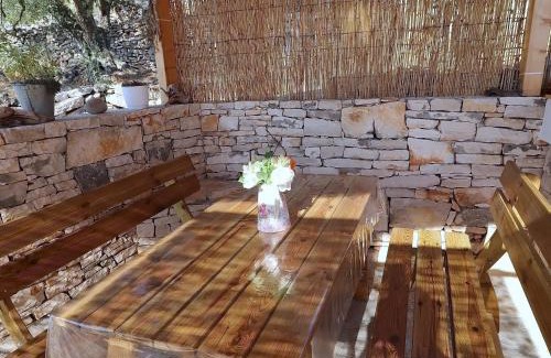 Vela Luka Ski Chalet | Greenside Cottage Lumi