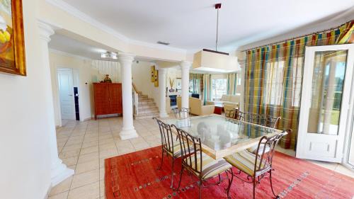 Molinell Villa | Greenview Villa by ON Travel