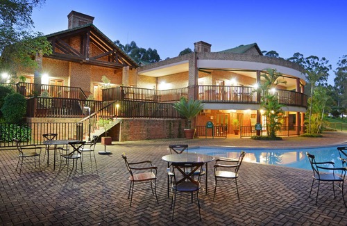 White River Hotel | Greenway Woods Resort